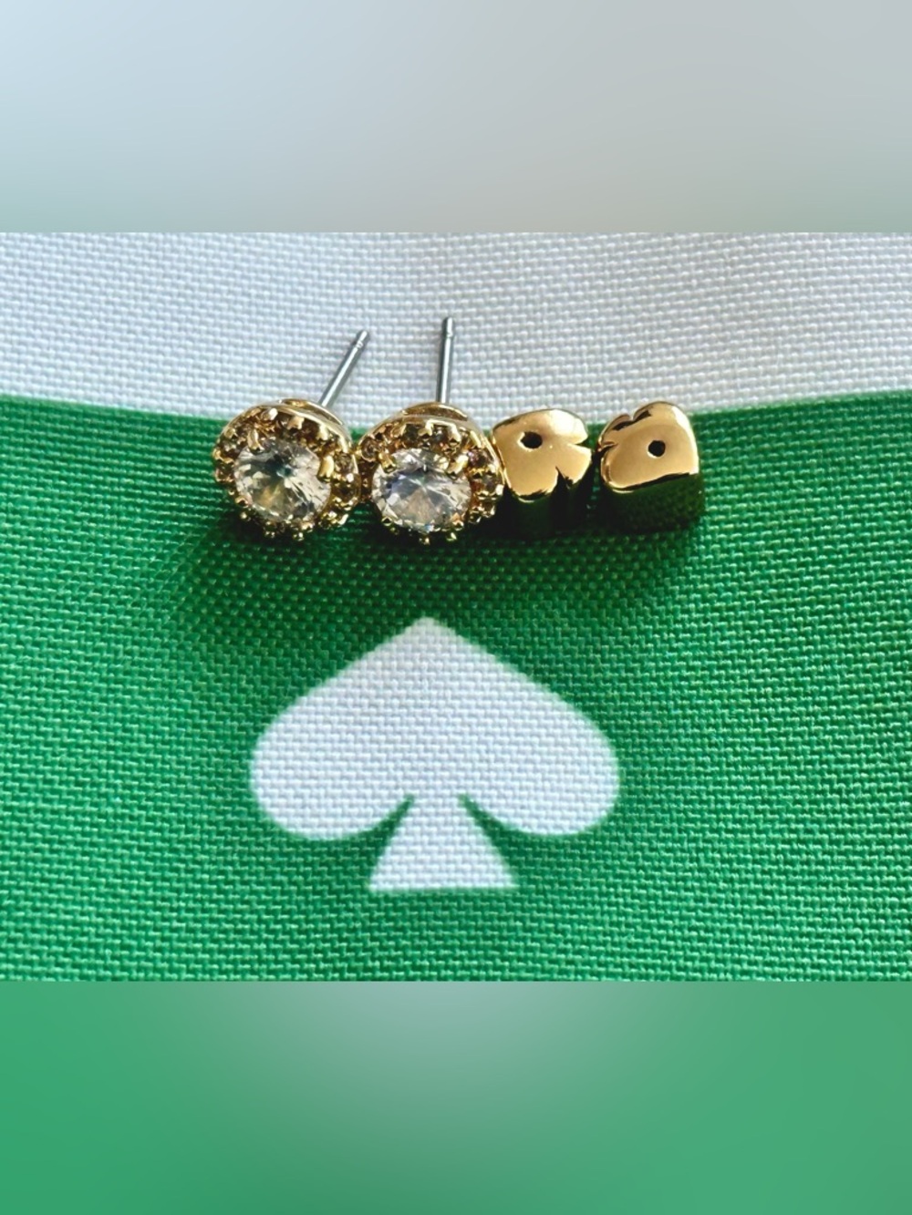 Kate Spade Dazzles in ‘That Sparkle’ Round Stud Earrings! - Picture 7 of 8